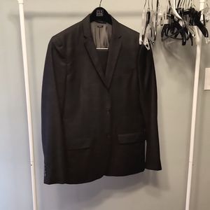 Perry Ellis Slim Fit Travel Luxe Charcoal Grey Suit (42R) (36x32)